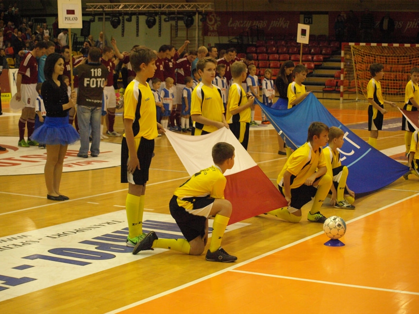 Turniej w futsalu w Krośnie