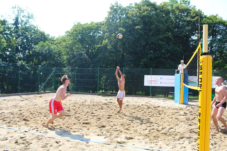 Turniej w siatkówce plażowej