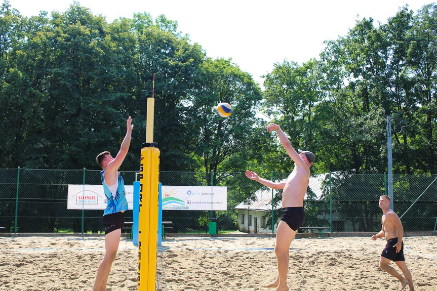 Turniej w siatkówce plażowej