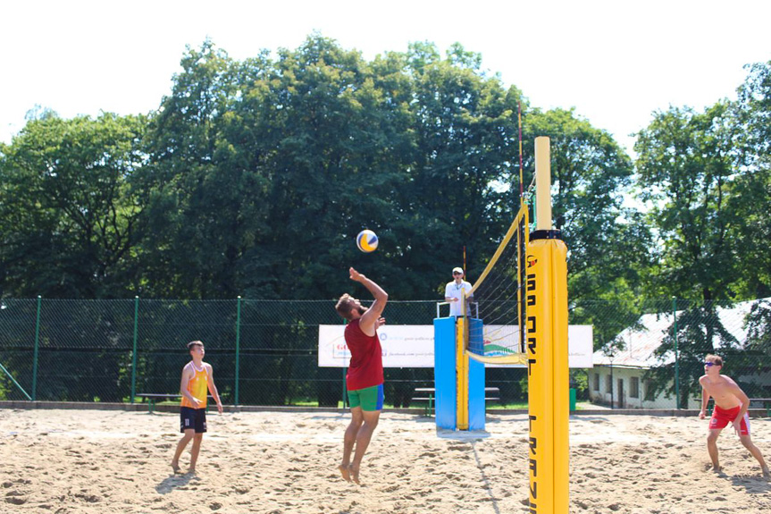 Turniej w siatkówce plażowej