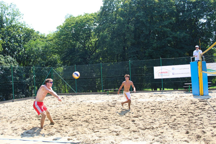 Turniej w siatkówce plażowej