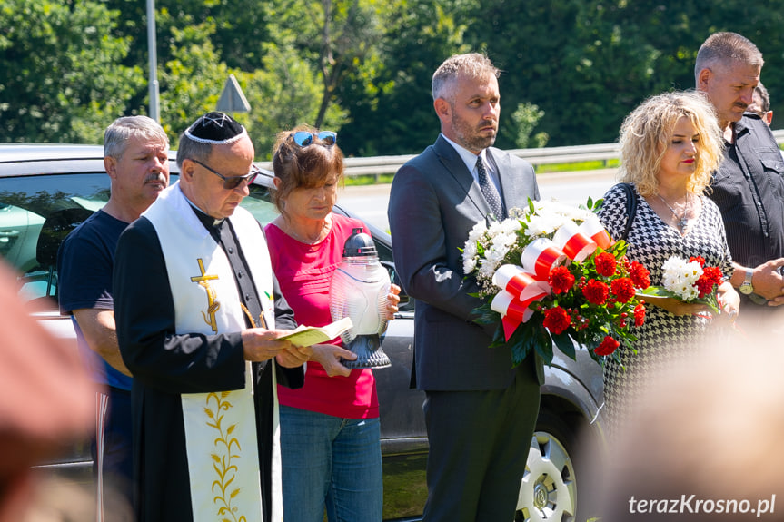 Upamiętnienie 79 rocznicy zagłady ludności żydowskiej z Dukli i okolic