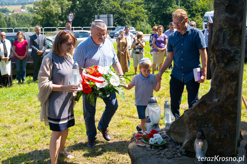 Upamiętnienie 79 rocznicy zagłady ludności żydowskiej z Dukli i okolic