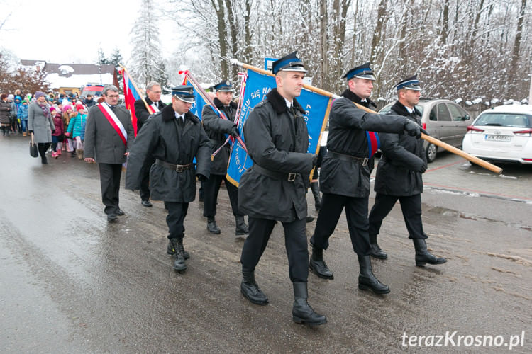 Uroczystość nadania szkole w Zalesiu...