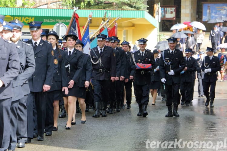 Uroczystość przekazania samochodu pożarniczego OSP Iwonicz-Zdrój