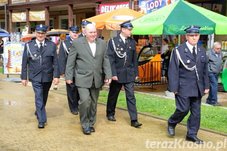 Uroczystość przekazania samochodu pożarniczego OSP Iwonicz-Zdrój