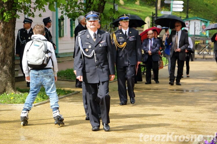 Uroczystość przekazania samochodu pożarniczego OSP Iwonicz-Zdrój