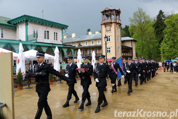 Uroczystość przekazania samochodu pożarniczego OSP Iwonicz-Zdrój