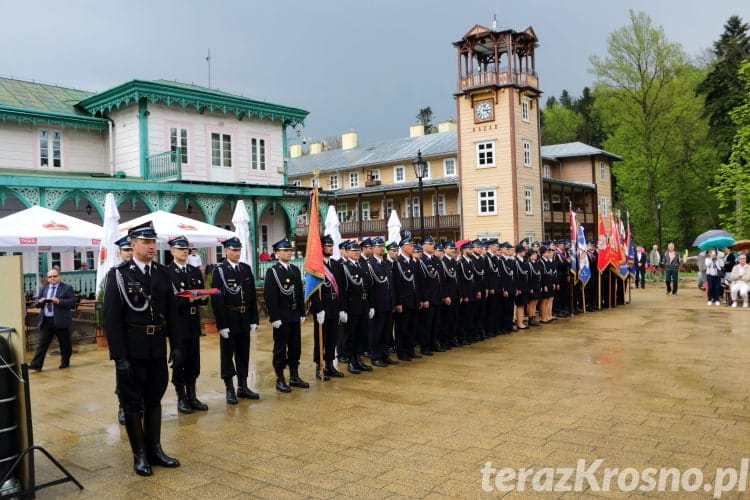 Uroczystość przekazania samochodu pożarniczego OSP Iwonicz-Zdrój