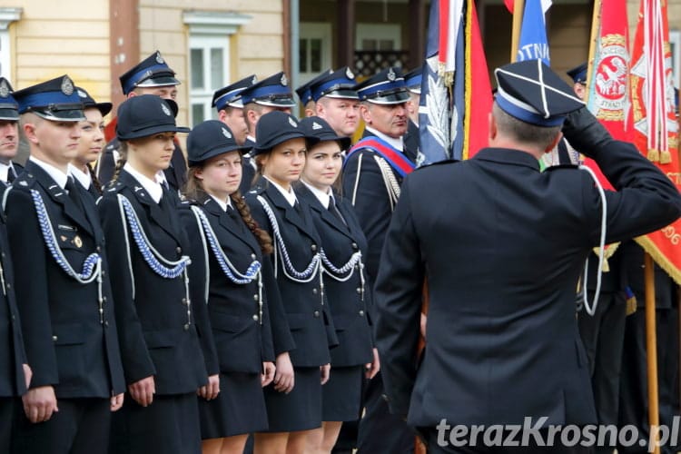 Uroczystość przekazania samochodu pożarniczego OSP Iwonicz-Zdrój