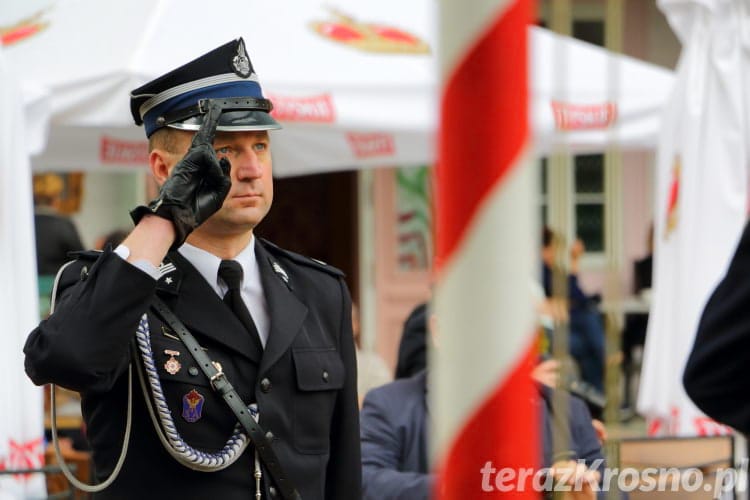 Uroczystość przekazania samochodu pożarniczego OSP Iwonicz-Zdrój