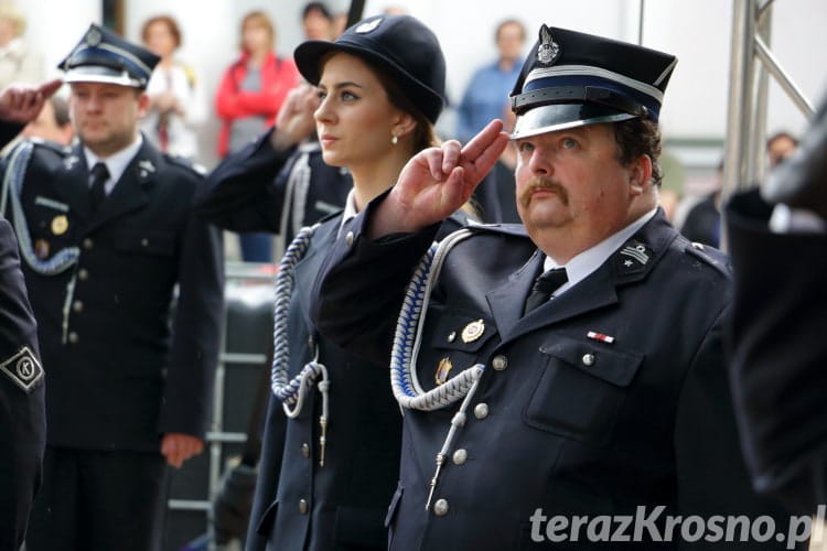 Uroczystość przekazania samochodu pożarniczego OSP Iwonicz-Zdrój