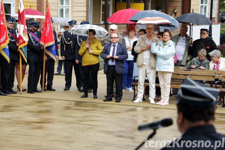 Uroczystość przekazania samochodu pożarniczego OSP Iwonicz-Zdrój