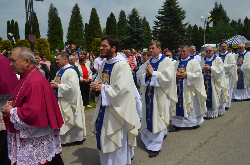 Uroczystości koronacyjne w Sanktuarium św. Michała Archanioła i bł. ks. Bronisława Markiewicza w Miejscu Piastowym