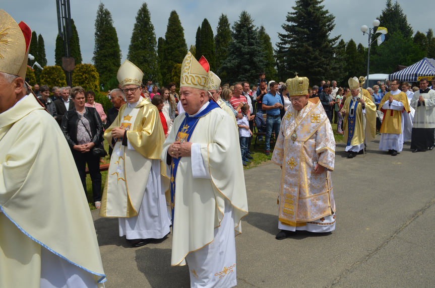 Uroczystości koronacyjne w Sanktuarium św. Michała Archanioła i bł. ks. Bronisława Markiewicza w Miejscu Piastowym