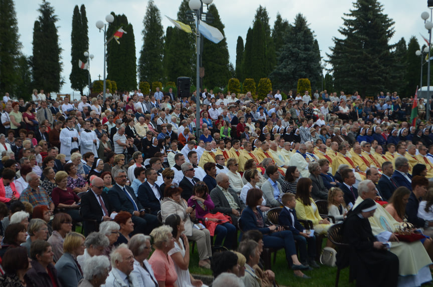 Uroczystości koronacyjne w Sanktuarium św. Michała Archanioła i bł. ks. Bronisława Markiewicza w Miejscu Piastowym