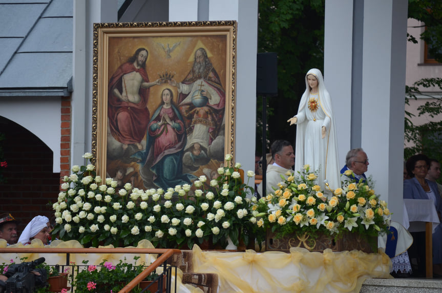 Uroczystości koronacyjne w Sanktuarium św. Michała Archanioła i bł. ks. Bronisława Markiewicza w Miejscu Piastowym