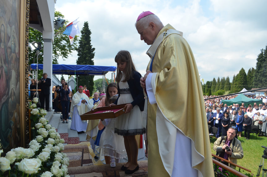 Uroczystości koronacyjne w Sanktuarium św. Michała Archanioła i bł. ks. Bronisława Markiewicza w Miejscu Piastowym