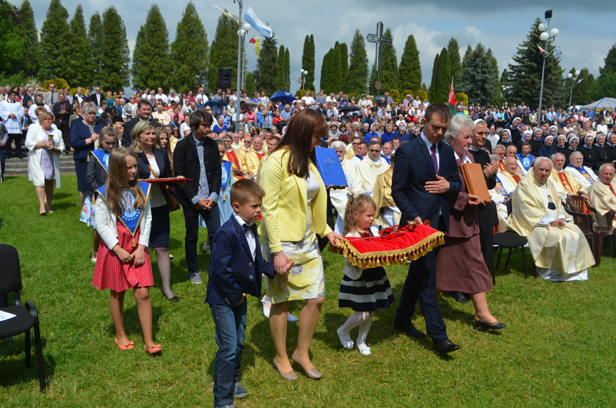 Uroczystości koronacyjne w Sanktuarium św. Michała Archanioła i bł. ks. Bronisława Markiewicza w Miejscu Piastowym