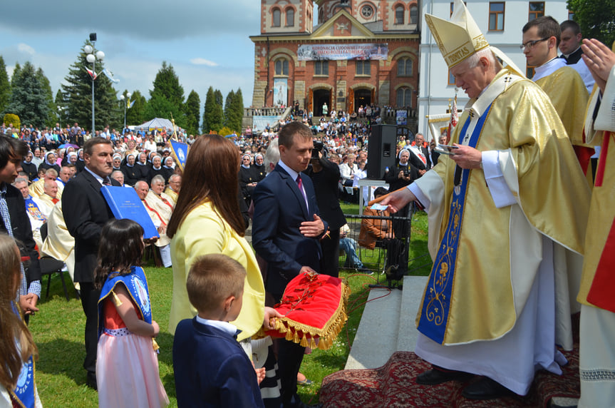 Uroczystości koronacyjne w Sanktuarium św. Michała Archanioła i bł. ks. Bronisława Markiewicza w Miejscu Piastowym