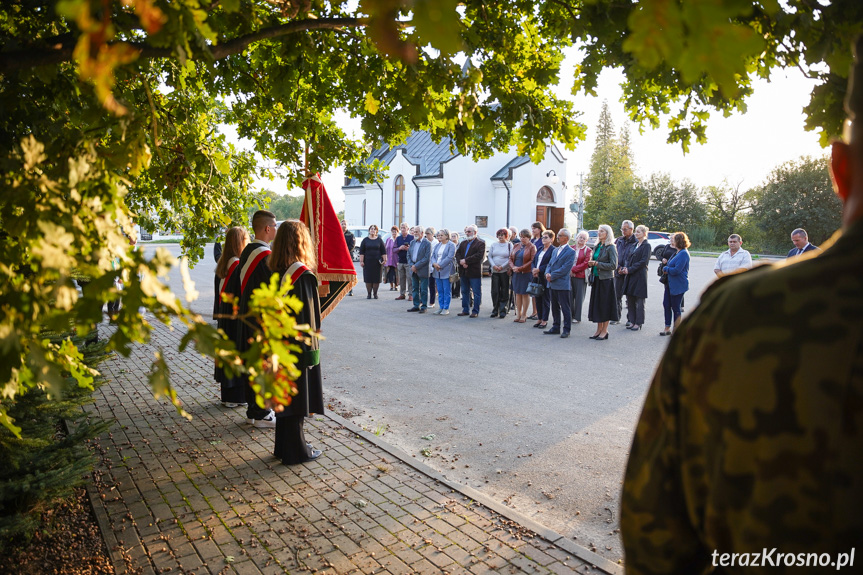 Uroczystości patriotyczne w Zręcinie