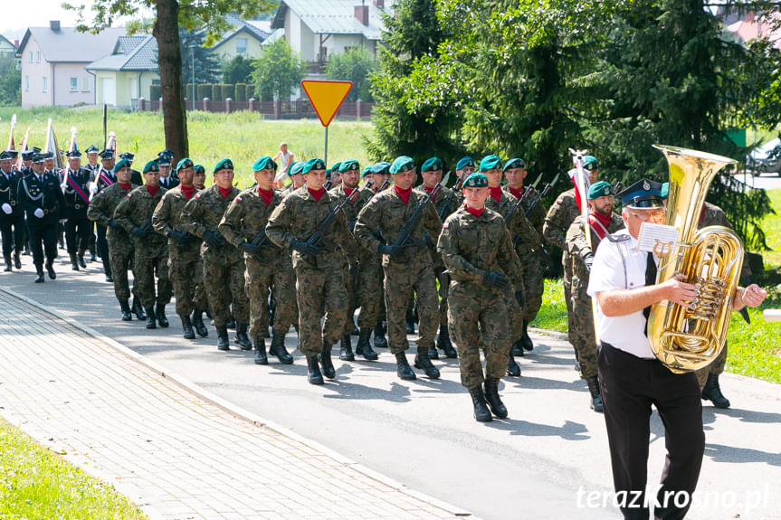 Uroczysty apel z okazji Święta Wojska Polskiego