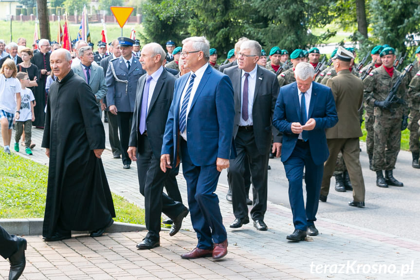 Uroczysty apel z okazji Święta Wojska Polskiego