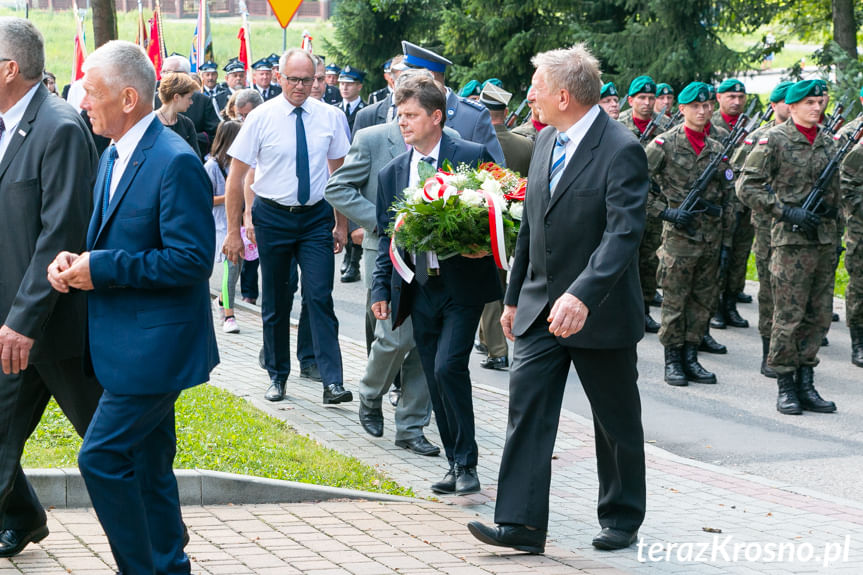 Uroczysty apel z okazji Święta Wojska Polskiego