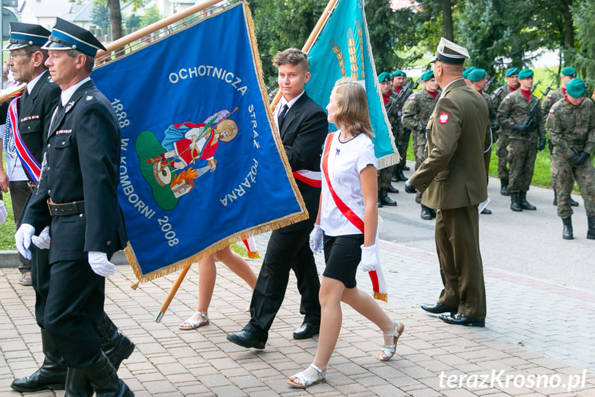 Uroczysty apel z okazji Święta Wojska Polskiego