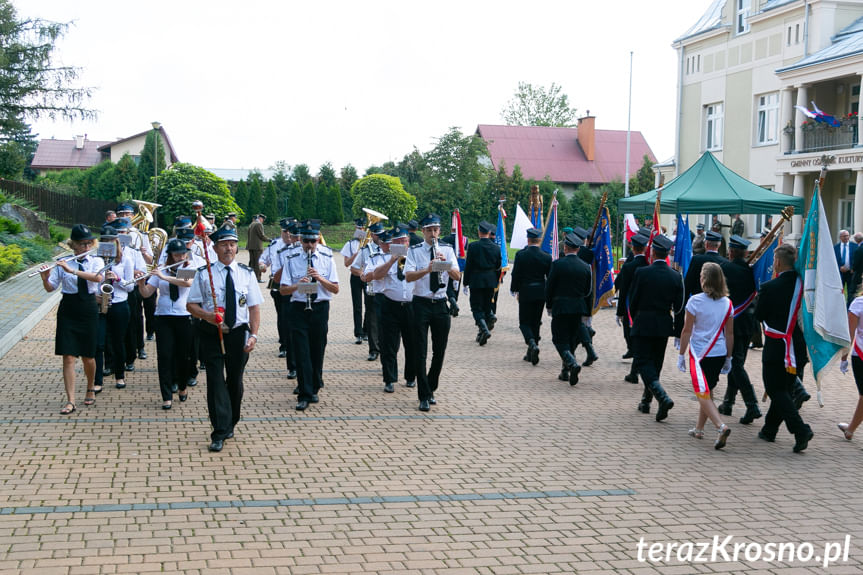 Uroczysty apel z okazji Święta Wojska Polskiego