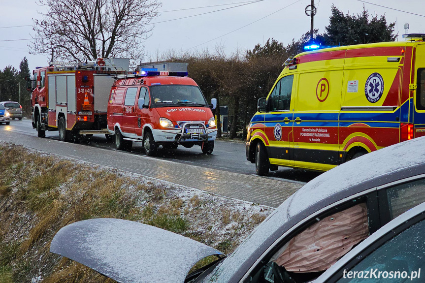 Ustrobna. Zderzenie dwóch samochodów