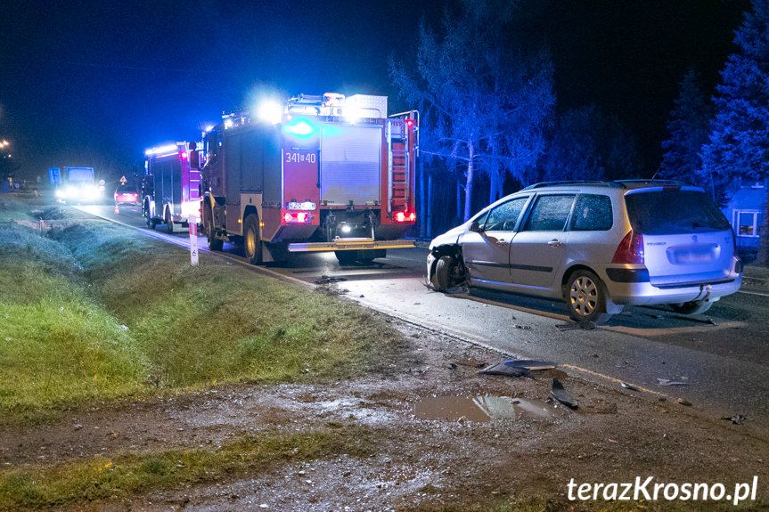 Ustrobna. Zderzenie dwóch samochodów