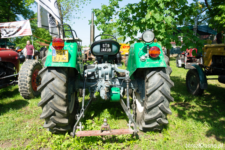 V Zlot Pojazdów Zabytkowych i Silników Spalinowych w Besku