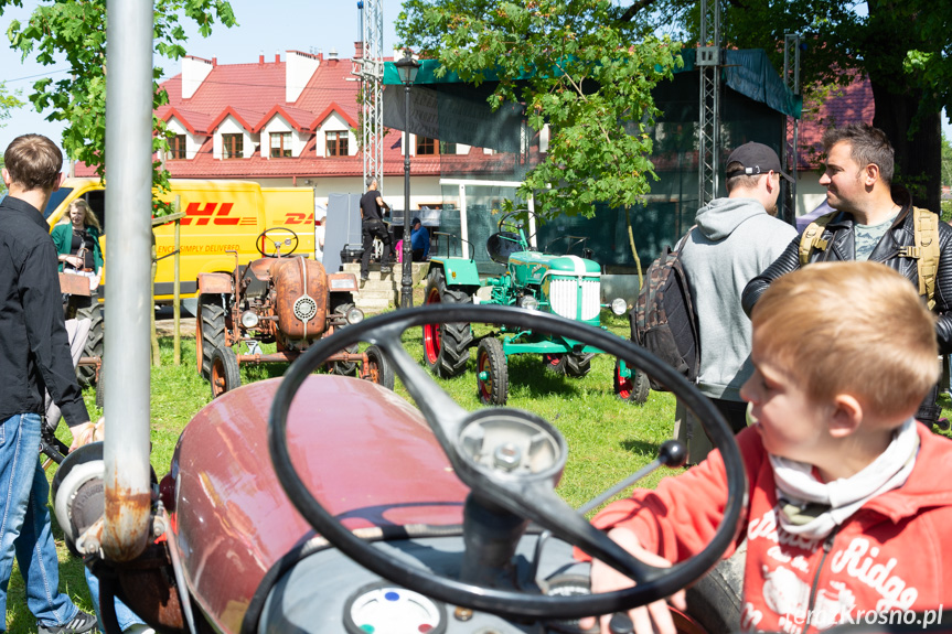 V Zlot Pojazdów Zabytkowych i Silników Spalinowych w Besku