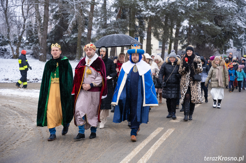 VI Orszak Kolędników i wspólne kolędowanie w Krośnie - Polance