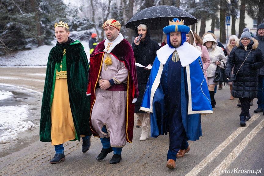 VI Orszak Kolędników i wspólne kolędowanie w Krośnie - Polance