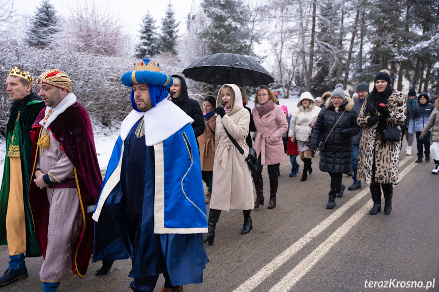 VI Orszak Kolędników i wspólne kolędowanie w Krośnie - Polance