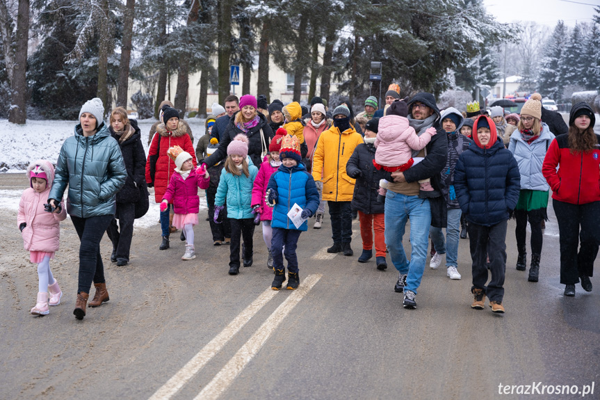 VI Orszak Kolędników i wspólne kolędowanie w Krośnie - Polance