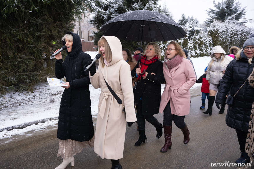 VI Orszak Kolędników i wspólne kolędowanie w Krośnie - Polance