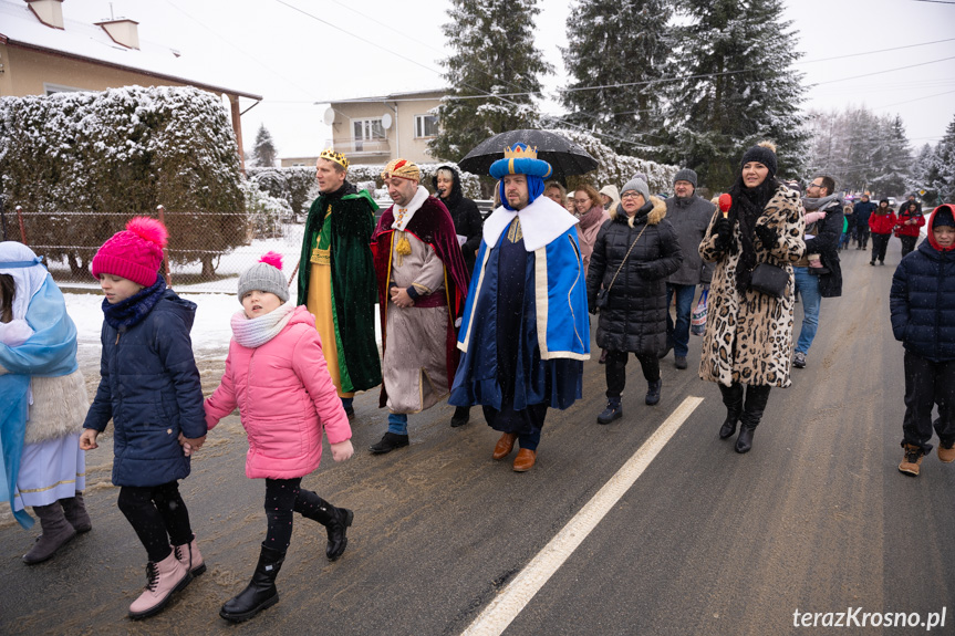 VI Orszak Kolędników i wspólne kolędowanie w Krośnie - Polance