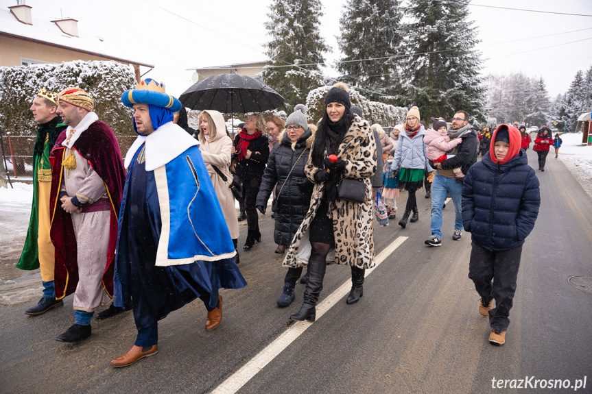 VI Orszak Kolędników i wspólne kolędowanie w Krośnie - Polance