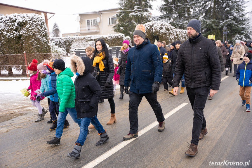 VI Orszak Kolędników i wspólne kolędowanie w Krośnie - Polance