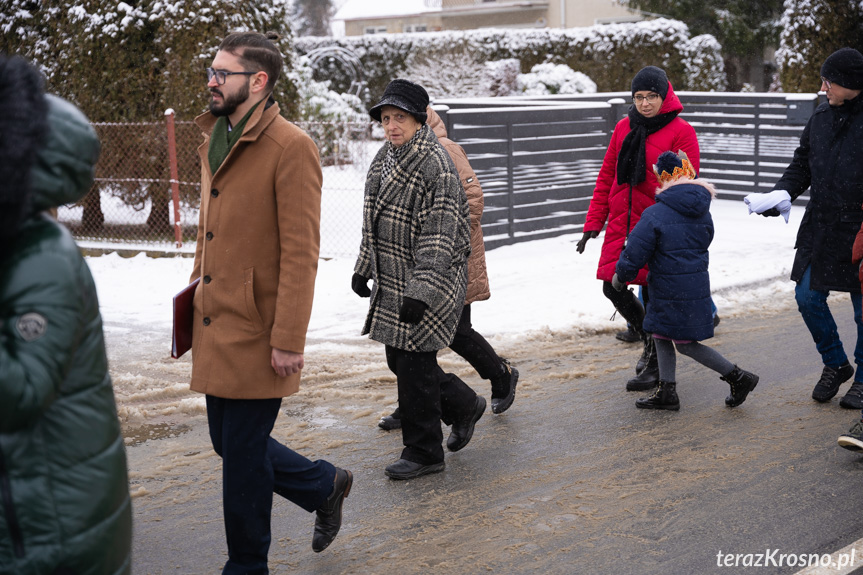 VI Orszak Kolędników i wspólne kolędowanie w Krośnie - Polance