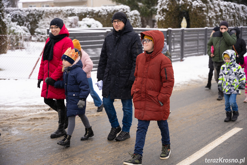 VI Orszak Kolędników i wspólne kolędowanie w Krośnie - Polance