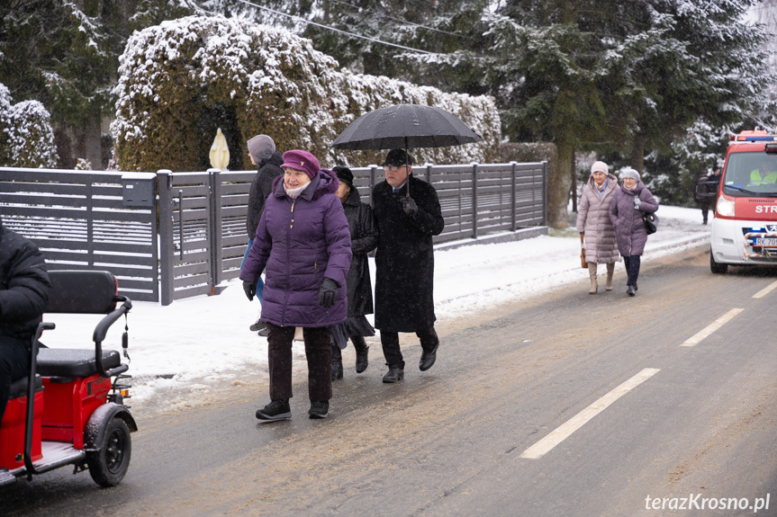 VI Orszak Kolędników i wspólne kolędowanie w Krośnie - Polance