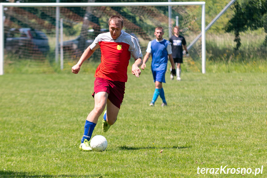 Victoria Dobieszyn - Jasiołka Świerzowa Polska 0:6