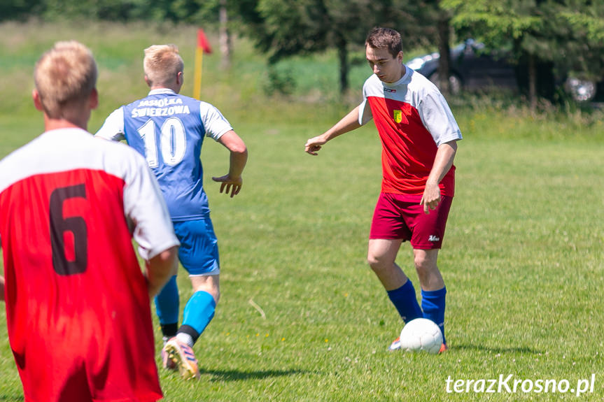 Victoria Dobieszyn - Jasiołka Świerzowa Polska 0:6