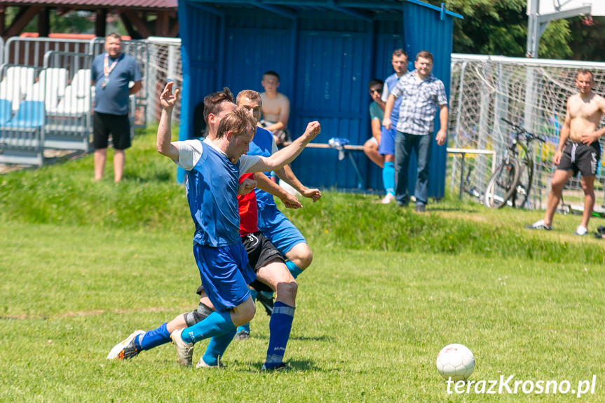 Victoria Dobieszyn - Jasiołka Świerzowa Polska 0:6