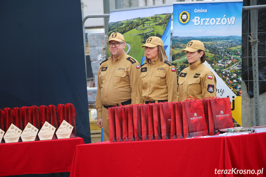 W Brzozowie powstaje nowa komenda PSP. Wmurowano akt erekcyjny i kamień węgielny