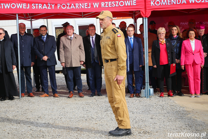 W Brzozowie powstaje nowa komenda PSP. Wmurowano akt erekcyjny i kamień węgielny